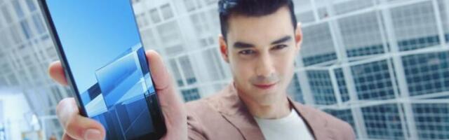 Watch the ASUS Zenfone 11 Ultra livestream here