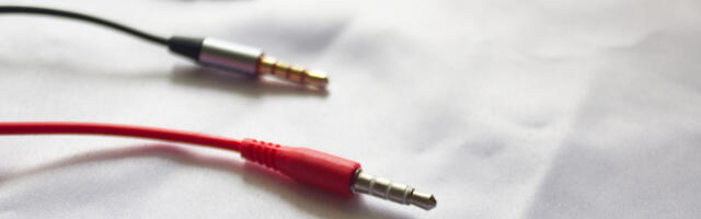 Why Do Headphone Jacks Have Multiple Black Rings, And What Do They Mean?