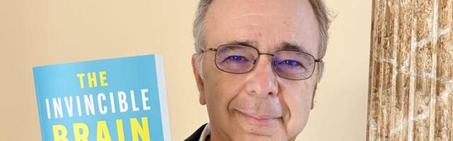 I'm a neurologist, and I don't think AI will make people dumber. Here's how to keep your brain sharp.