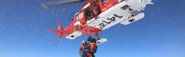 Viral Video Captures Air Ambulance's Action Movie-Worthy Maneuverability