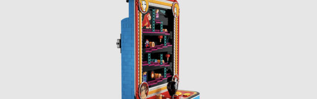 Lego's latest Nintendo collab is a playable Donkey Kong arcade machine