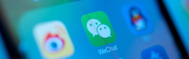 Apple cracks down on ChatGPT-like apps in China App Store 