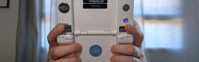 Somebody reinvented Nintendo StreetPass for your Android gaming handheld