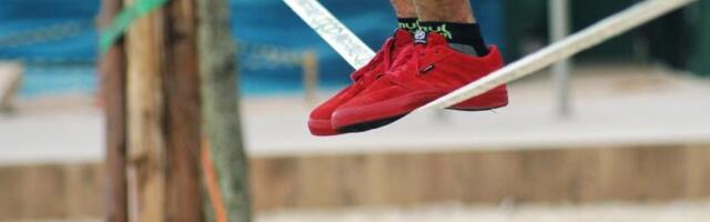 Bitcoin could face deeper downside as odds of U.S. market meltdown rise to 35%