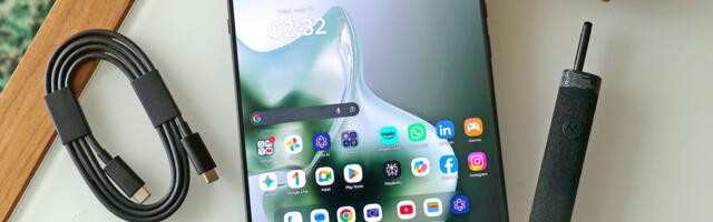 Motorola Razr Fold review: A worthy rival to Google and Samsung