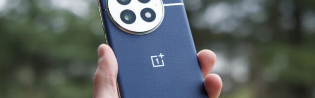 The OnePlus 13 just plunged to $699.99 in an early Black Friday deal