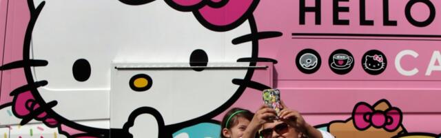 Hello Kitty Cafe Truck rolling into the Bay Area this month