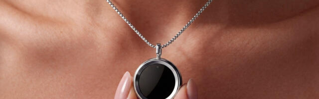 Former Fitbit executive unveils new necklace that tracks UV exposure