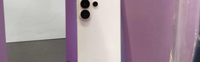 The Galaxy S26 Ultra feels like a software update and that’s why its boring