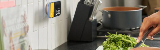 Twelve South’s magenetic PowerBug charger is 20 percent off for Black Friday