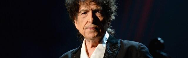 Bob Dylan has 6 children from his 2 ex-wives. Here's what to know about his family.