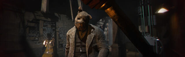 Saw: Genesis is a 3-on-1 survival game starring the Jigsaw Killer's predecessor