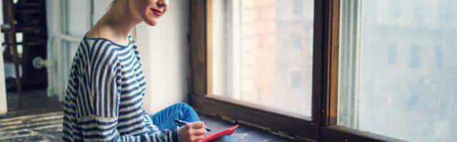 People who still write thank-you notes by hand usually possess these 9 character traits that are rare today