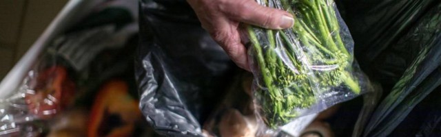 Tech start-ups tackle mountain of food waste
