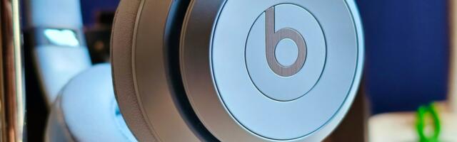 The Beats Solo 4 are still 50% off for the holidays