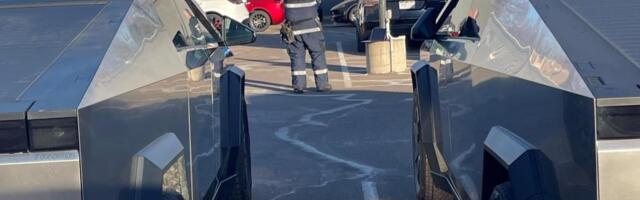 Woman with incendiary devices arrested following vandalism at Tesla dealership in Colorado