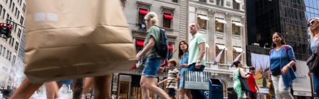 There's a spending split between Americans, and it's popping up from McDonald's to Uber