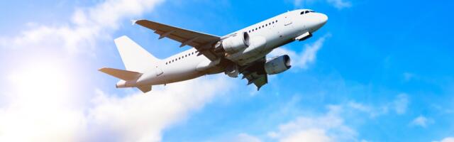 How Google & Other Flight-Tracking Apps Know Exactly Where A Plane Is At Any Time