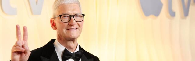Tim Cook to step aside as Apple chief in September