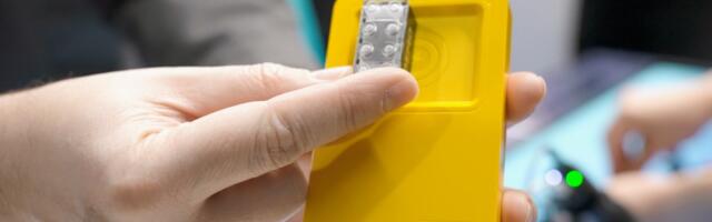 I played with the Lego Smart Brick