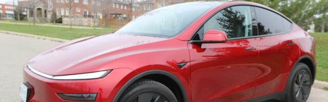 Teslas iOS app now tells you exactly the sort of maintenance your car needs