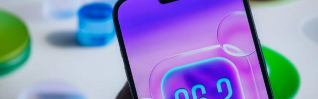 Liquid Glass-Hating Homies Rejoice: iOS 26.2 Gives You Yet Another Way to Adjust