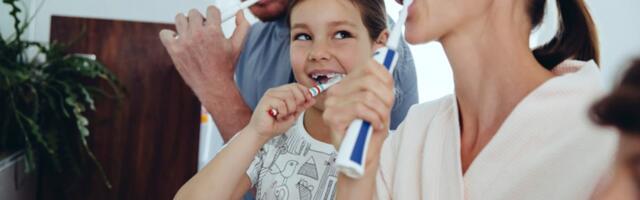 The 14 Best Electric Toothbrushes Tested Any Mom Will Love