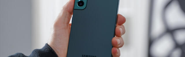 Galaxy S22 phones in the US are getting their last major Android update