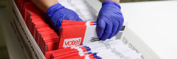 After getting the date wrong earlier, Siri now knows today is election day