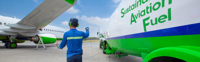 Are Private Jets More Or Less Fuel Efficient Than Commercial Flights?