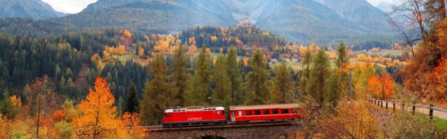 12 of the most beautiful train rides for stunning fall foliage views