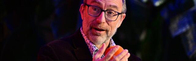 Wikipedia cofounder says he isn't surprised at criticism of Elon Musk's Grokipedia