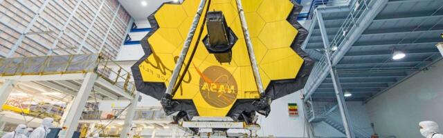 Why NASA chose gold-plated mirrors for the James Webb telescope