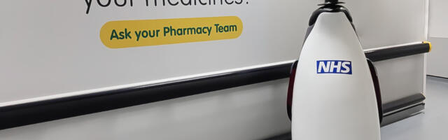 NHS trials robot helper to relieve hospital workload