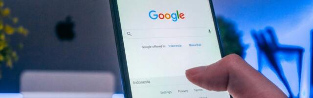 Google wants to charge you for AI-powered search