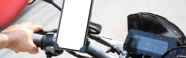 How To Charge Your Phone On A Motorcycle