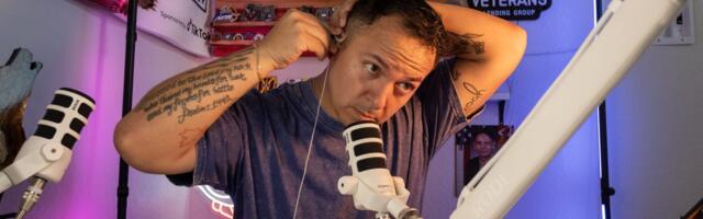 This soldier built a side hustle on TikTok and Instagram and says it's now paying better than the Army