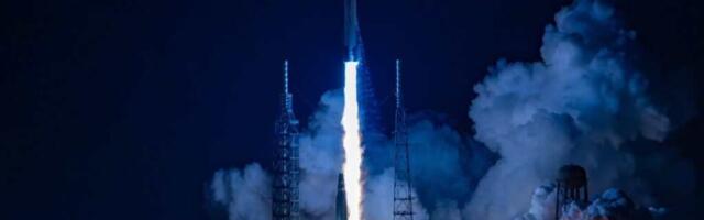 Blue Origin successfully launches New Glenn rocket into orbit for the first time
