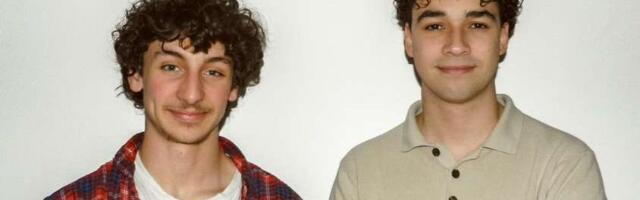 Two teen founders dropped out of school and raised $3 million out of Y Combinator. Read their pitch deck.