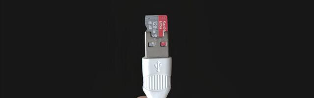 This “normal” USB cable secretly wants to be a hacking tool