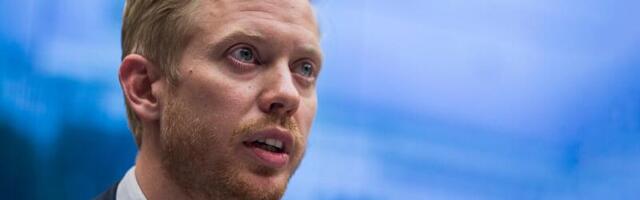 Reddit Battle Spotlights Existential Question