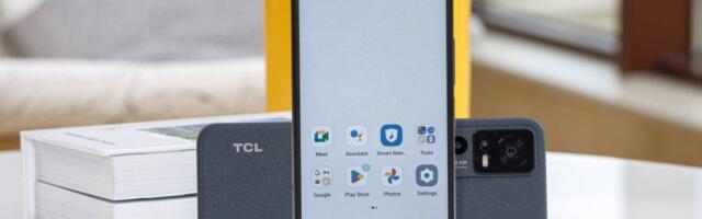 This is why your phone doesn't have a matte display