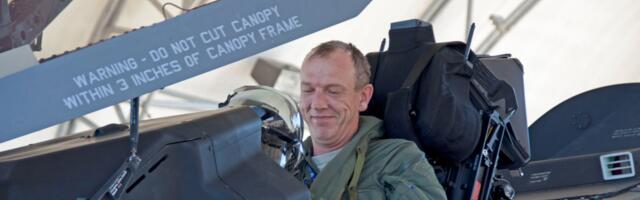 Why The F-35 Canopy Closes From The Front