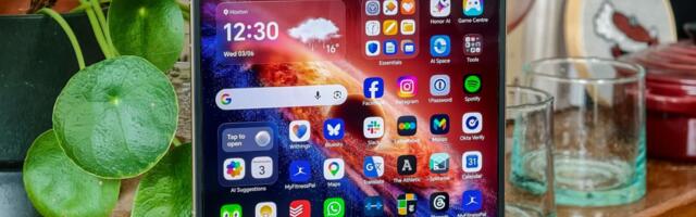 Honor’s Magic V6 sets three foldable firsts