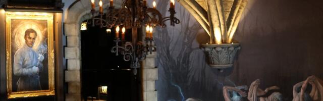 All the Spooky Details We Loved at Epic Universe’s Darkmoor