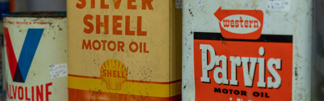 When (And Why) Did Motor Oil Stop Coming In Metal Cans?