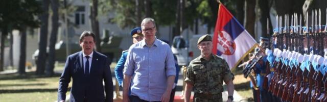 Ruski list: Srbija ušla u BORBU sa Trojnim savezom, Vučić najavio ubrzano naoružavanje