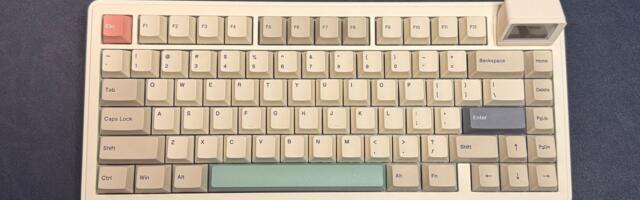 Epomaker RT82 Review: Quietly retro