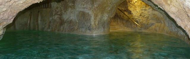 Hungary Faces Tourism Slump as Energy Bills Force Famous Cave Baths Closure