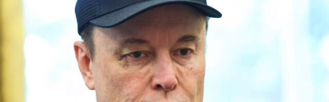 It Sure Seems Like Elon Musk Is Saying Scott Bessent Gave Him a Black Eye